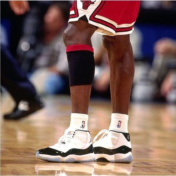 2013 Jordan 11 Low Snake - pinkGS‎ or youth size 7 Y - Picture 1 of 16